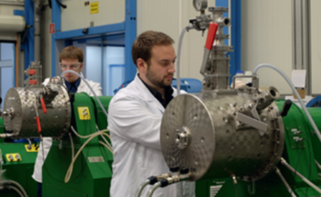 机械合金法制备金属氢化物